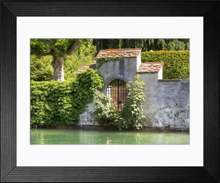 Framed Print : Barred gate on Dominicans Island, with Lake Constance in the front, Konstanz, Baden-Wuerttemberg, Germany Framed Print : Barred gate on Dominicans Island, with Lake Constance in the front, Konstanz, Baden-Wuerttemberg, Germany