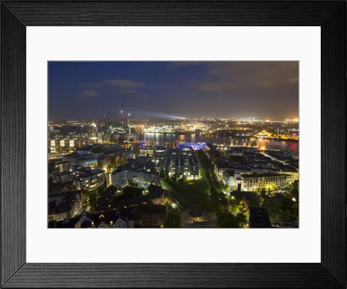 Framed Print : Night shot overlooking the Elbe Philharmonic Hall and the HafenCity, Hamburg, Germany Framed Print : Night shot overlooking the Elbe Philharmonic Hall and the HafenCity, Hamburg, Germany