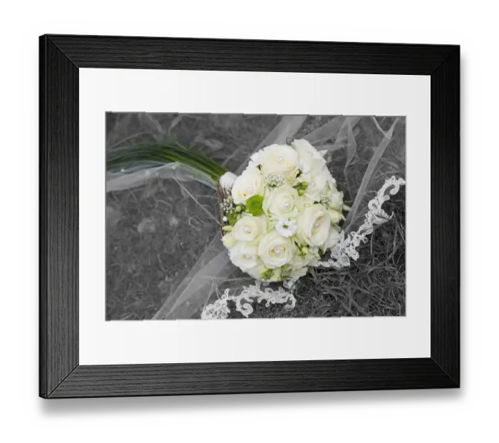 Framed Print : Bridal bouquet Framed Print : Bridal bouquet