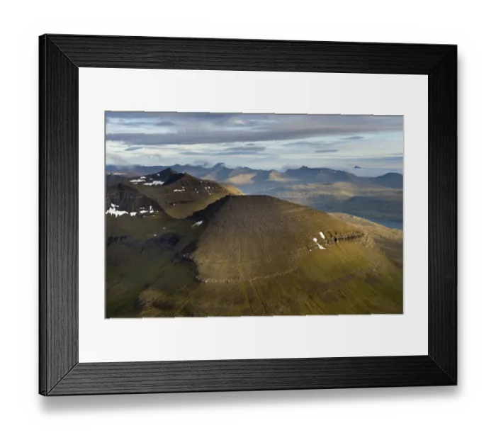 Framed Print : Mountain landscape in the evening light, Slaettaratindur, Eysturoy, Faroe Islands, Denmark Framed Print : Mountain landscape in the evening light, Slaettaratindur, Eysturoy, Faroe Islands, Denmark