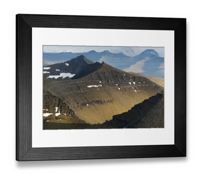 Framed Print : Mountain landscape in the evening light, Slaettaratindur, Eysturoy, Faroe Islands, Denmark