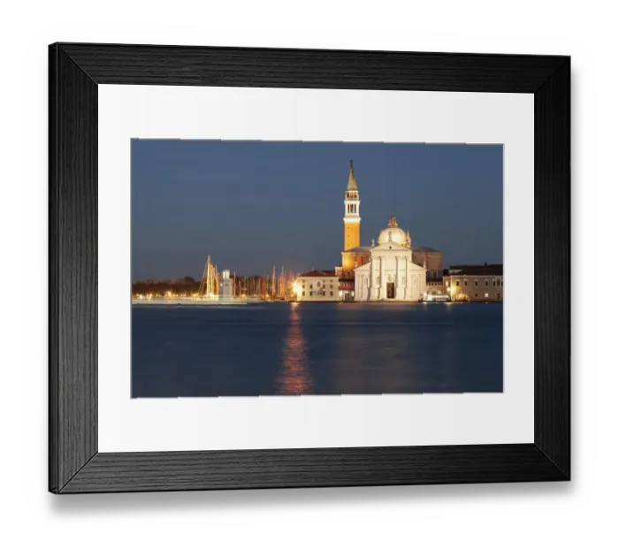 Framed Print : San Giorgio Maggiore and Giudecca at dusk, Venice, Venezien, Italy Framed Print : San Giorgio Maggiore and Giudecca at dusk, Venice, Venezien, Italy