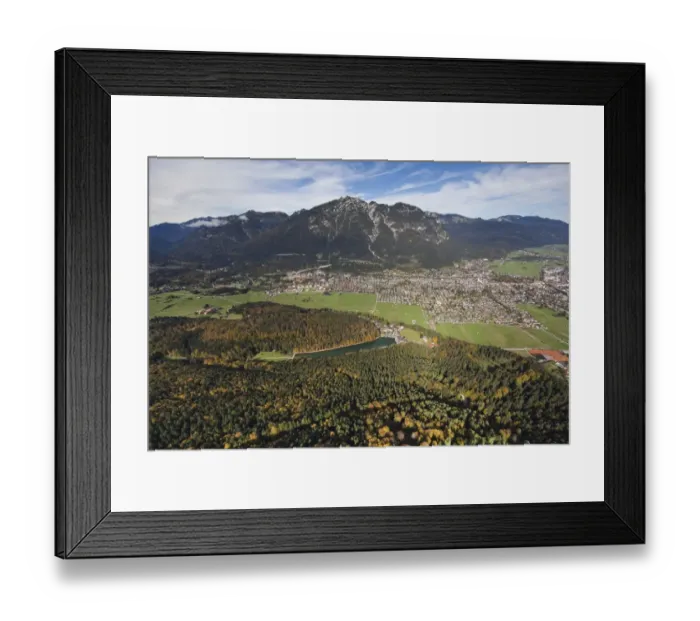 Framed Print : Townscape of Garmisch, Garmisch-Partenkirchen, Loisachtal, Bavaria, Germany Framed Print : Townscape of Garmisch, Garmisch-Partenkirchen, Loisachtal, Bavaria, Germany