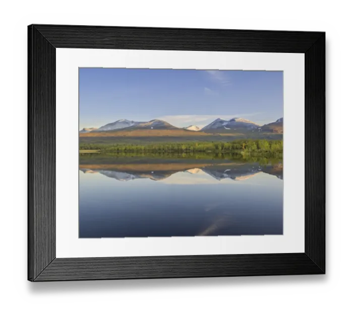 Framed Print : Vuolio Njahkajavri Lake, Lapporten trough valley, glacial trough, at the back, Abisko National Park, Norrbotten County, Sweden Framed Print : Vuolio Njahkajavri Lake, Lapporten trough valley, glacial trough, at the back, Abisko National Park, Norrbotten County, Sweden
