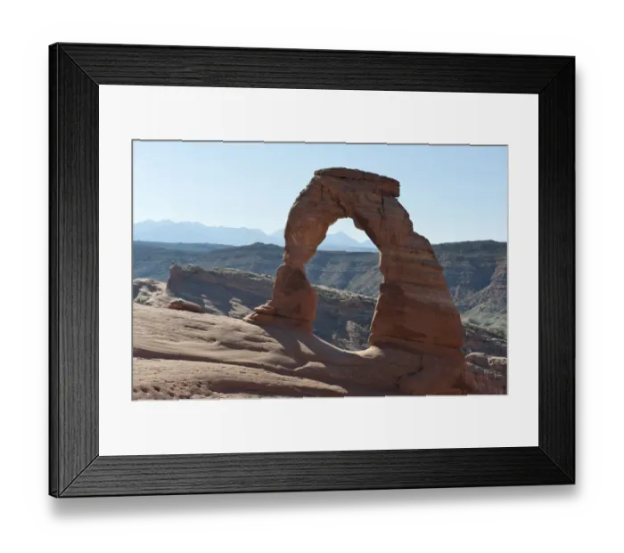 Framed Print : Red sandstone, Delicate Arch, a natural stone arch, Arches National Park, Utah, Western United States, United States of America, North America Framed Print : Red sandstone, Delicate Arch, a natural stone arch, Arches National Park, Utah, Western United States, United States of America, North America