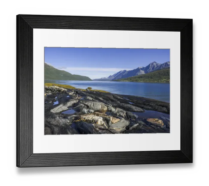Framed Print : Rock formation in the Skjabergbukta bay, Lakselvbukta, Troms, Norway Framed Print : Rock formation in the Skjabergbukta bay, Lakselvbukta, Troms, Norway