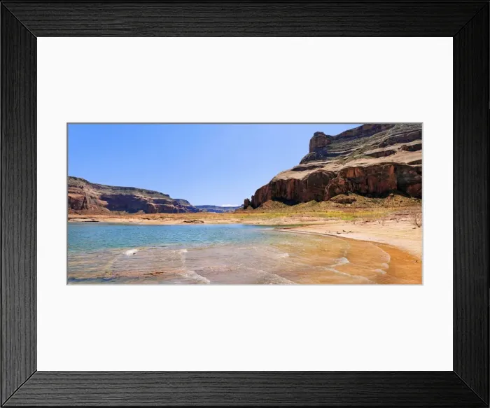 Framed Print : Shore of Lake Powell, surrounded by red Navajo sandstone cliffs, rock formations, Page, Arizona, USA