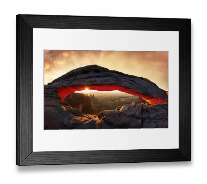 Framed Print : Sunrise at Mesa Arch stone arch, Canyonlands National Park, near Moab, Utah, United States Framed Print : Sunrise at Mesa Arch stone arch, Canyonlands National Park, near Moab, Utah, United States