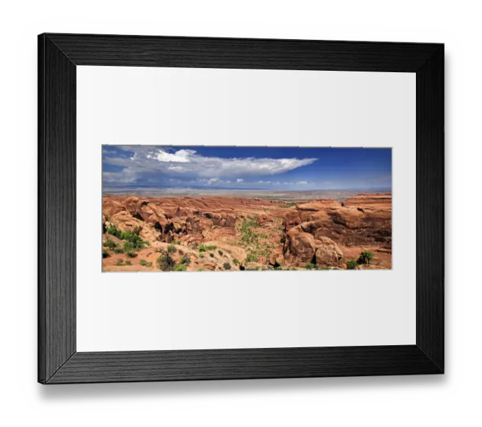 Framed Print : Red sandstone formations formed by erosion at Devils Garden, Arches-Nationalpark, near Moab, Utah, United States Framed Print : Red sandstone formations formed by erosion at Devils Garden, Arches-Nationalpark, near Moab, Utah, United States