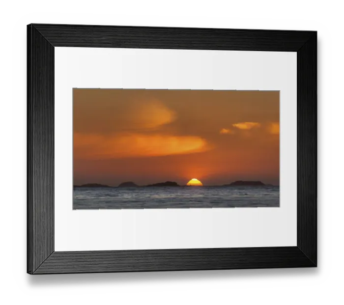 Framed Print : Sunset on the beach of Ramberg, Flakstad Flakstadoya, Lofoten, Nordland, Norway Framed Print : Sunset on the beach of Ramberg, Flakstad Flakstadoya, Lofoten, Nordland, Norway