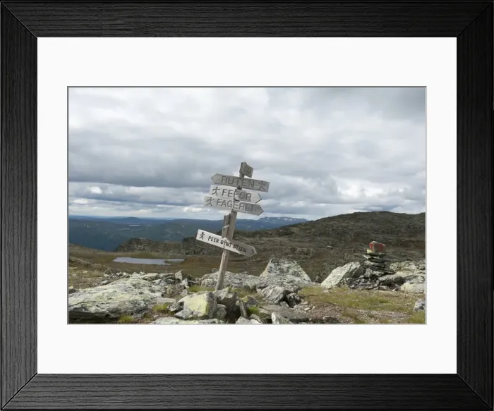 Framed Print : Upland fjell, Peer Gynt Stien hiking trail, signposts at Mt Ruten, 1516m, towards Fefor, Oppland, Norway, Scandinavia, Northern Europe, Europe Framed Print : Upland fjell, Peer Gynt Stien hiking trail, signposts at Mt Ruten, 1516m, towards Fefor, Oppland, Norway, Scandinavia, Northern Europe, Europe