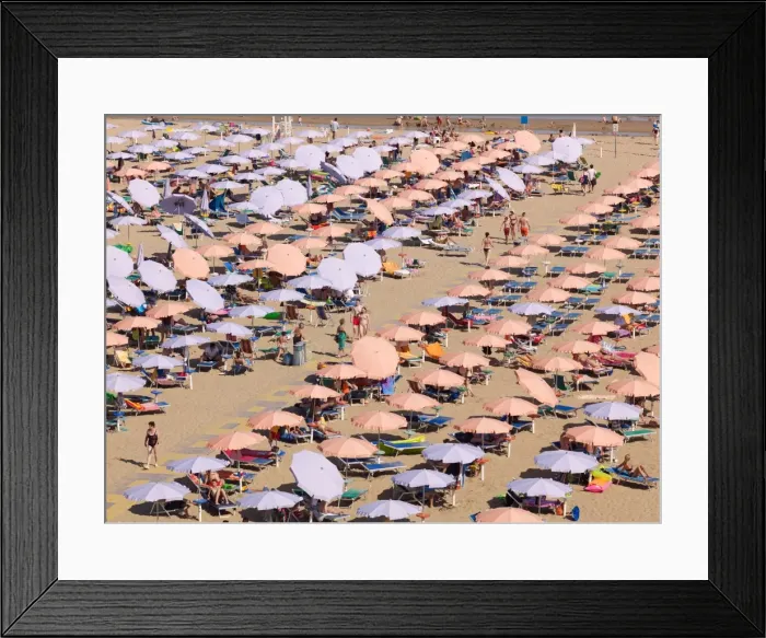 Framed Print : View of the beach with parasols and sun loungers, Lignano Sabbiadoro, Udine, Adriatic Coast, Italy, Europe Framed Print : View of the beach with parasols and sun loungers, Lignano Sabbiadoro, Udine, Adriatic Coast, Italy, Europe