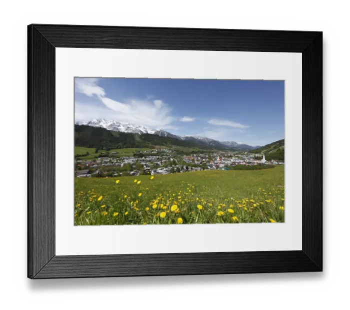 Framed Print : Schladming with the Dachstein massif, left, Ennstal valley, Upper Styria, Styria, Austria, Europe Framed Print : Schladming with the Dachstein massif, left, Ennstal valley, Upper Styria, Styria, Austria, Europe