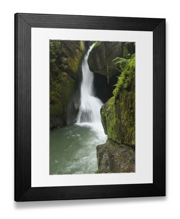Framed Print : Waterfall at the source of Rio Savegre, San Gerardo de Dota, Costa Rica, Central America Framed Print : Waterfall at the source of Rio Savegre, San Gerardo de Dota, Costa Rica, Central America