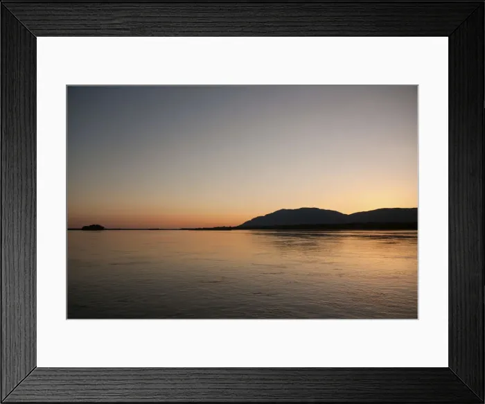 Framed Print : Evening mood at the Zambezi river, Lower Zambezi, Zambia Framed Print : Evening mood at the Zambezi river, Lower Zambezi, Zambia