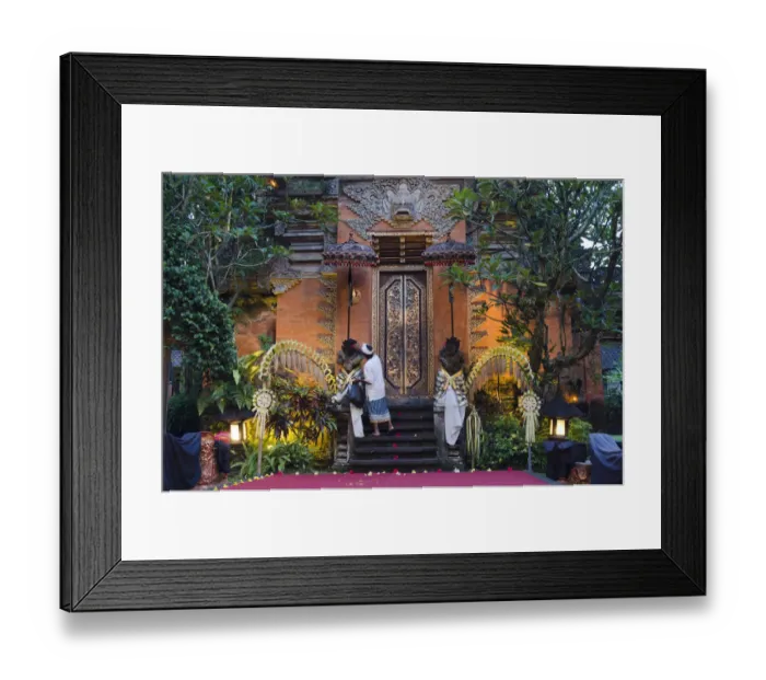 Framed Print : Decorated Puri Saren Temple, Ubud, Bali, Indonesia Framed Print : Decorated Puri Saren Temple, Ubud, Bali, Indonesia
