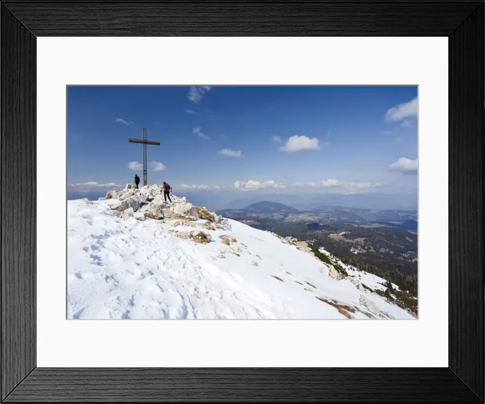 Framed Print : Hikers standing on the summit of Weisshorn mountain above Radein and the Bletterbachschlucht gorge, province of Bolzano-Bozen, Italy, Europe Framed Print : Hikers standing on the summit of Weisshorn mountain above Radein and the Bletterbachschlucht gorge, province of Bolzano-Bozen, Italy, Europe