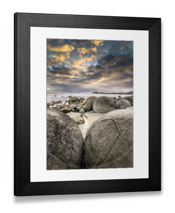Framed Print : Moeraki Boulders, geological feature, round rock balls, some fragments lying broken in ruins on the beach, Coastal Otago, Moeraki, South Island, New Zealand, Oceania Framed Print : Moeraki Boulders, geological feature, round rock balls, some fragments lying broken in ruins on the beach, Coastal Otago, Moeraki, South Island, New Zealand, Oceania