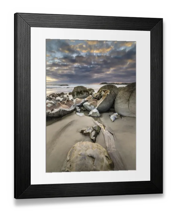 Framed Print : Moeraki Boulders, geological feature, round rock balls, some fragments lying broken in ruins on the beach, Coastal Otago, Moeraki, South Island, New Zealand, Oceania Framed Print : Moeraki Boulders, geological feature, round rock balls, some fragments lying broken in ruins on the beach, Coastal Otago, Moeraki, South Island, New Zealand, Oceania