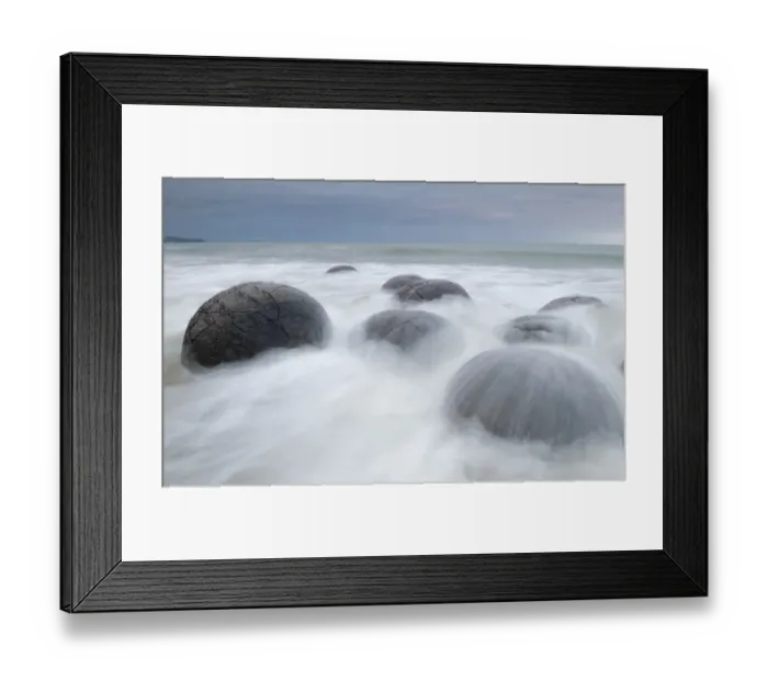 Framed Print : Moeraki Boulders, geological feature, round rock balls, washed by the waves of the surf at high tide, Coastal Otago, Moeraki, South Island, New Zealand, Oceania Framed Print : Moeraki Boulders, geological feature, round rock balls, washed by the waves of the surf at high tide, Coastal Otago, Moeraki, South Island, New Zealand, Oceania