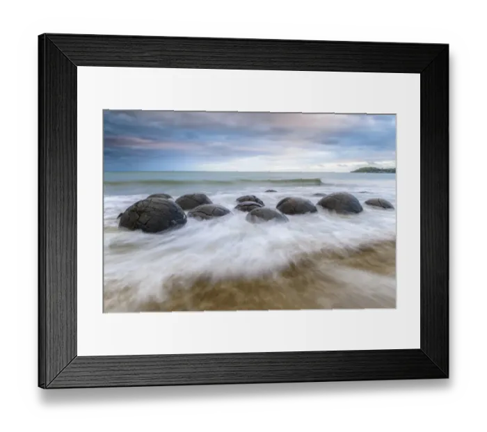 Framed Print : Moeraki Boulders, geological feature, round rock balls, washed by the waves of the surf at high tide, Coastal Otago, Moeraki, South Island, New Zealand, Oceania Framed Print : Moeraki Boulders, geological feature, round rock balls, washed by the waves of the surf at high tide, Coastal Otago, Moeraki, South Island, New Zealand, Oceania