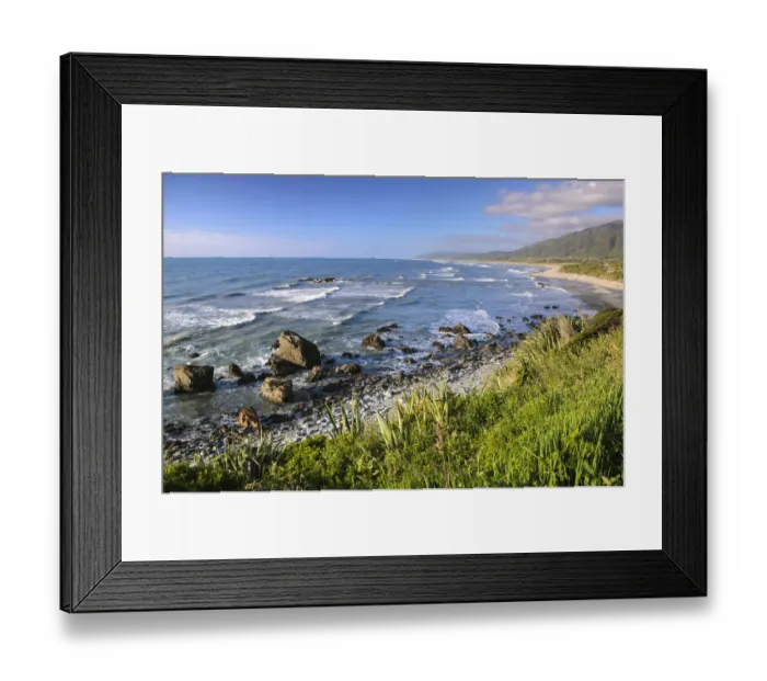 Framed Print : Beach near Hokitika, South Island, New Zealand, Oceania Framed Print : Beach near Hokitika, South Island, New Zealand, Oceania