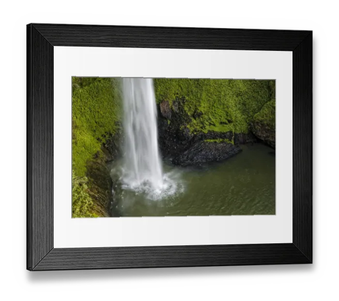 Framed Print : Bridal Veil Falls surrounded by dense rainforest, Raglan, Waikato, North Island, New Zealand Framed Print : Bridal Veil Falls surrounded by dense rainforest, Raglan, Waikato, North Island, New Zealand