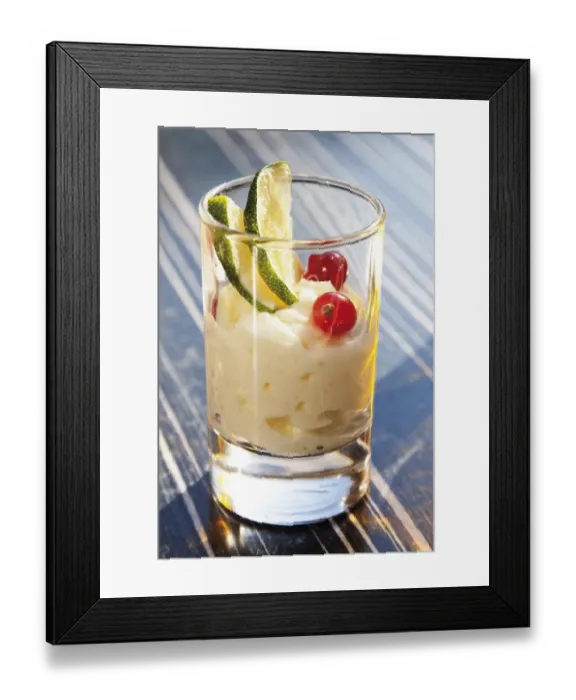Framed Print : Lime sorbet, dessert Framed Print : Lime sorbet, dessert