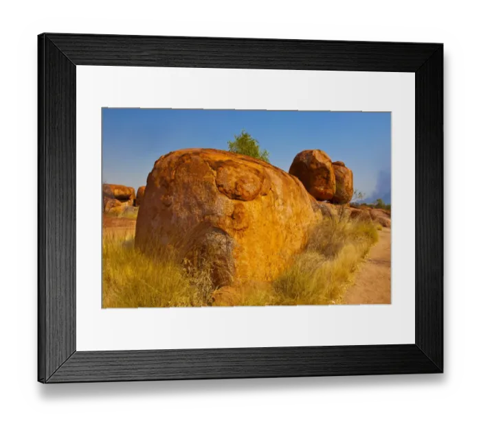 Framed Print : Granite boulders in the Devils Marbles Conservation Reserve, Karlu Karlu, Northern Territories, Australia