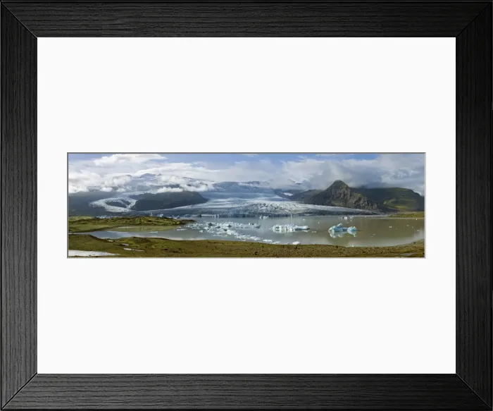 Framed Print : Fjallsarlon glacier lake, Southern Region, Iceland Framed Print : Fjallsarlon glacier lake, Southern Region, Iceland