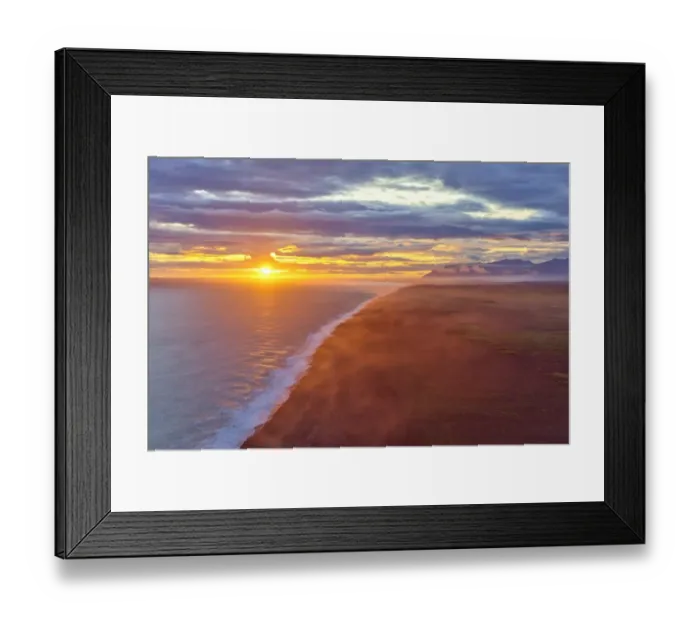 Framed Print : Sunset on the south coast, Dyrholaey, Vik i Myrdal, Southern Region, Iceland Framed Print : Sunset on the south coast, Dyrholaey, Vik i Myrdal, Southern Region, Iceland