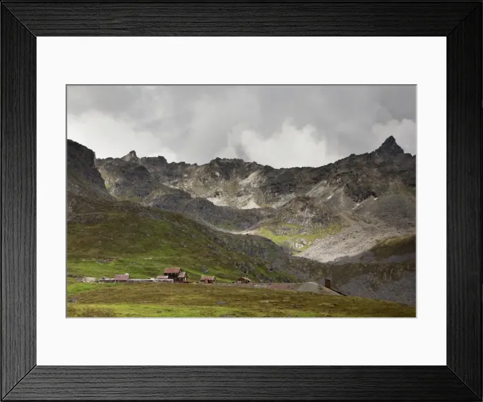 Framed Print : Independence Mine, old gold mine in the Talkeetna Mountains, Alaska, USA, North America