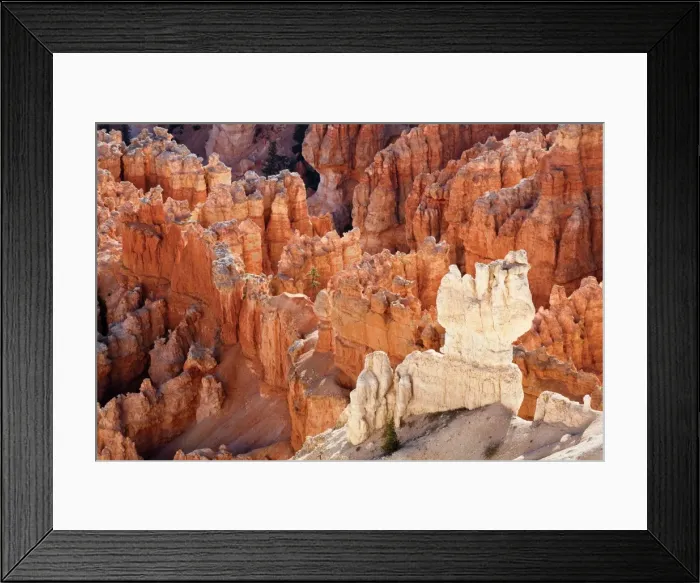 Framed Print : View from Bryce Point showing layers of sandstone hoodoos, Bryce Canyon National Park, Utah, USA Framed Print : View from Bryce Point showing layers of sandstone hoodoos, Bryce Canyon National Park, Utah, USA