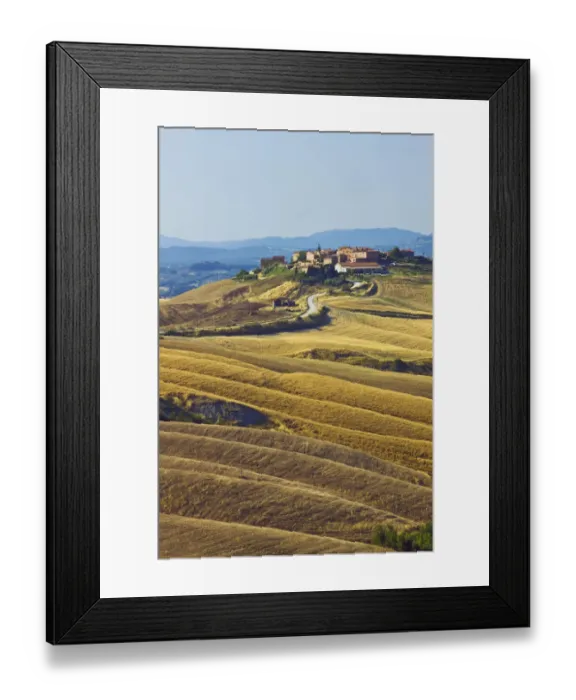 Framed Print : Small village of Mucigliani, Tuscany, Italy, Europe Framed Print : Small village of Mucigliani, Tuscany, Italy, Europe