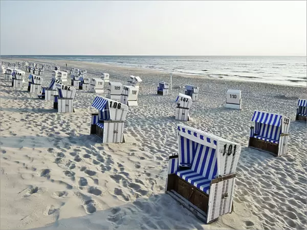 Beach chairs on the beach, List, Sylt, Schleswig-Holstein, Germany, Europe