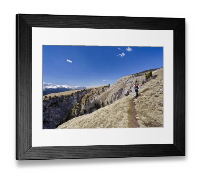 Framed Print : Climber at the end of the Stevia climbing route in Vallunga near Selva, overlooking Sciliar Mountain, Val Gardena, Alto Adige, Italy, Europe Framed Print : Climber at the end of the Stevia climbing route in Vallunga near Selva, overlooking Sciliar Mountain, Val Gardena, Alto Adige, Italy, Europe