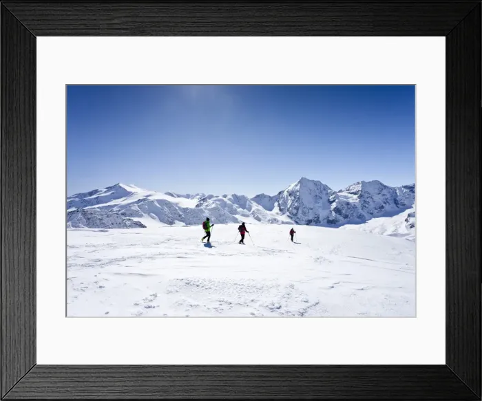 Framed Print : Cross-country skiers during the descent from Hintere Schoentaufspitze Mountain, overlooking Zufallspitze, Cevedale, Koenigsspitze and Zebru Mountains, Solda, Alto Adige, Italy, Europe Framed Print : Cross-country skiers during the descent from Hintere Schoentaufspitze Mountain, overlooking Zufallspitze, Cevedale, Koenigsspitze and Zebru Mountains, Solda, Alto Adige, Italy, Europe