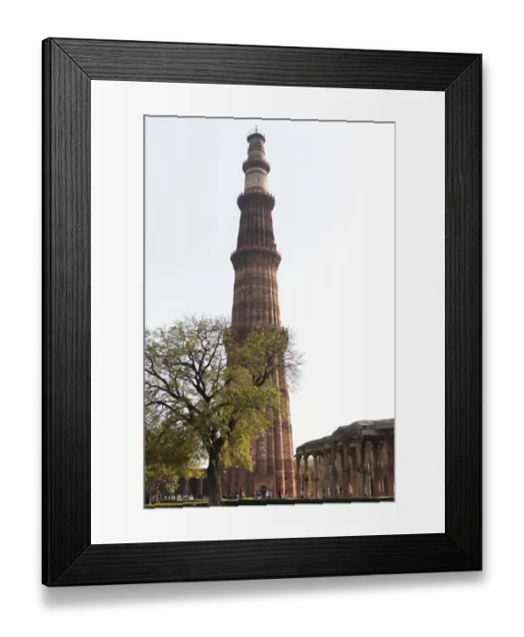 Framed Print : Qutb Minar minaret, UNESCO World Cultural Heritage, New Delhi, India Framed Print : Qutb Minar minaret, UNESCO World Cultural Heritage, New Delhi, India