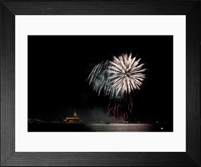 Framed Print : Fireworks at the Hausherrenfest festival in Radolfzell on Lake Constance, Baden-Wuerttemberg, Germany, Europe Framed Print : Fireworks at the Hausherrenfest festival in Radolfzell on Lake Constance, Baden-Wuerttemberg, Germany, Europe