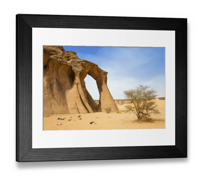 Framed Print : Tin Aregha Sandstone Arch in the Akakus Mountains, Libyan Desert, Libya, Sahara, North Africa, Africa