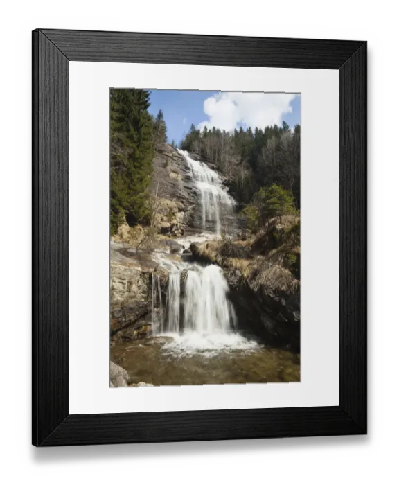 Framed Print : Melnikfall, waterfall in the Maltatal Valley, Carinthia, Austria, Europe