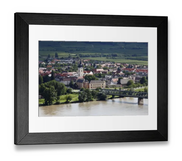 Framed Print : Mautern an der Donau, Danube river, Wachau valley, Waldviertel region, Lower Austria, Austria, Europe Framed Print : Mautern an der Donau, Danube river, Wachau valley, Waldviertel region, Lower Austria, Austria, Europe