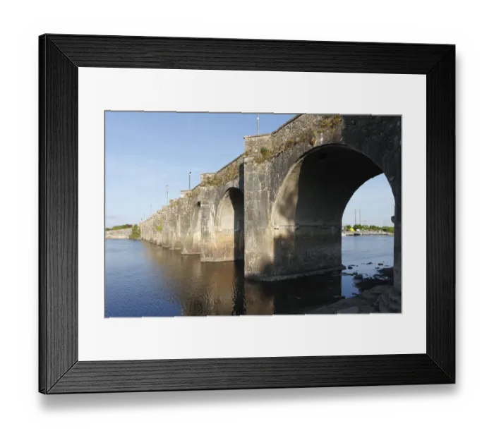 Framed Print : Old bridge over the Shannon River, Shannonbridge, County Offaly and Roscommon, Republic of Ireland, Europe Framed Print : Old bridge over the Shannon River, Shannonbridge, County Offaly and Roscommon, Republic of Ireland, Europe