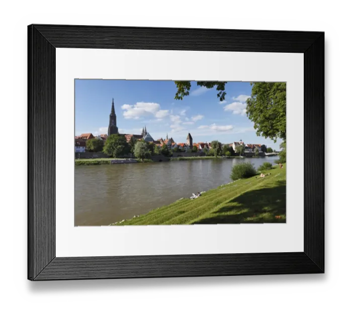 Framed Print : View from New Ulm over the Danube to Ulm with Ulmer Muenster cathedral, Schwaben, Bavaria, Baden-Wuerttemberg, Germany, Europe