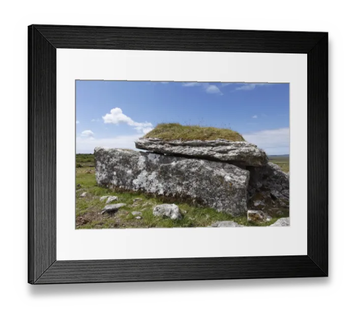Framed Print : Parknabinnia wedge tomb, Burren, County Clare, Ireland, Europe Framed Print : Parknabinnia wedge tomb, Burren, County Clare, Ireland, Europe