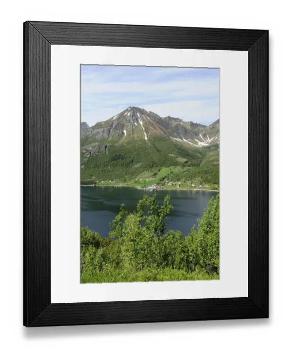 Framed Print : On the RV 17 coast road, Northern Norway, Norway, Scandinavia, Europe Framed Print : On the RV 17 coast road, Northern Norway, Norway, Scandinavia, Europe