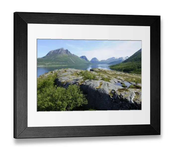 Framed Print : On the RV 17 coast road, Northern Norway, Norway, Scandinavia, Europe Framed Print : On the RV 17 coast road, Northern Norway, Norway, Scandinavia, Europe