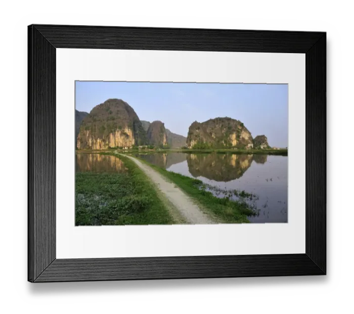 Framed Print : Tam Coc region near Ninh Binh, dry Halong Bay, Vietnam, Southeast Asia, Asia Framed Print : Tam Coc region near Ninh Binh, dry Halong Bay, Vietnam, Southeast Asia, Asia