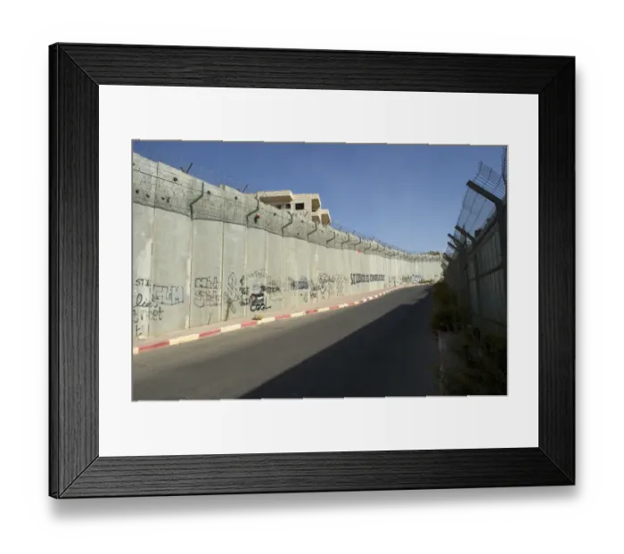 Framed Print : Border fortification between Israel and the Palestinian territories in the West Bank near Ramallah, Middle East Framed Print : Border fortification between Israel and the Palestinian territories in the West Bank near Ramallah, Middle East