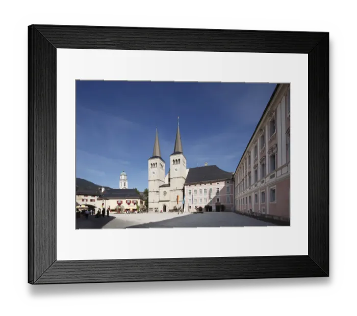 Framed Print : Collegiate church of St. Peter und Johannes der Taeufer and Koenigliches Schloss Berchtesgaden castle, Schlossplatz square, Berchtesgaden, Berchtesgadener Land, Upper Bavaria, Bavaria, Germany, Europe Framed Print : Collegiate church of St. Peter und Johannes der Taeufer and Koenigliches Schloss Berchtesgaden castle, Schlossplatz square, Berchtesgaden, Berchtesgadener Land, Upper Bavaria, Bavaria, Germany, Europe